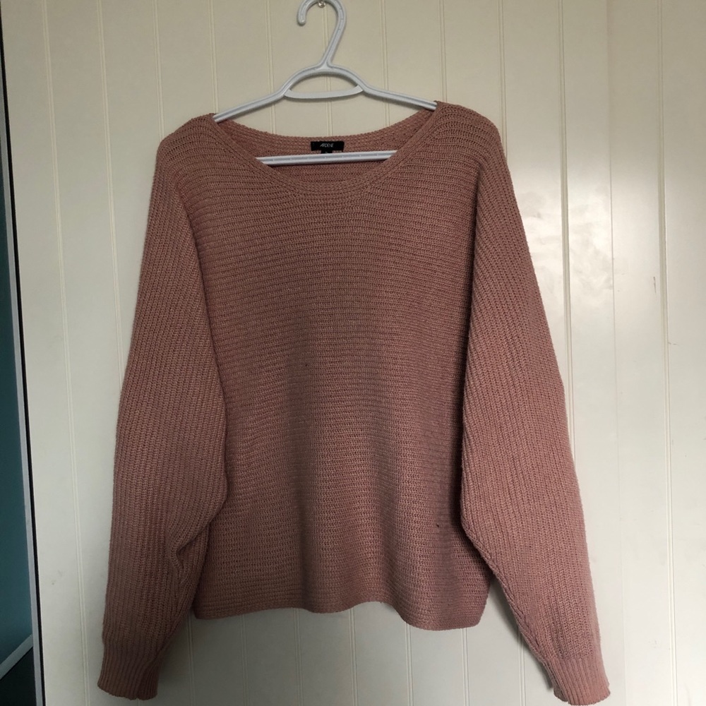 Sweater - Picture 4 of 5
